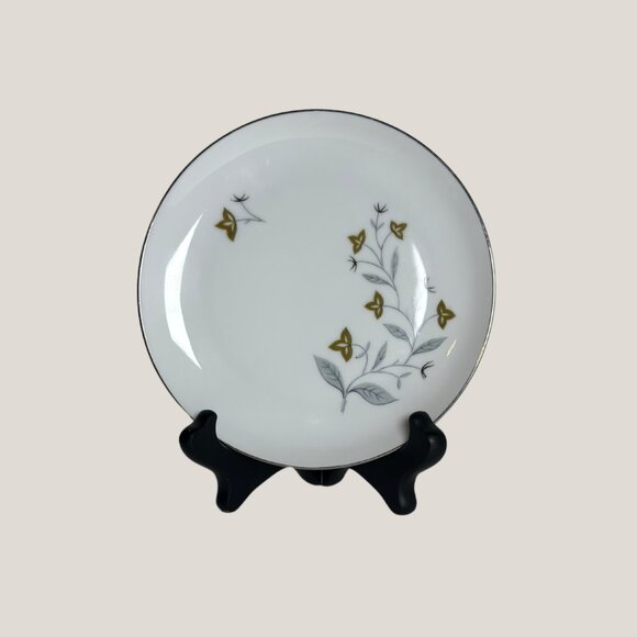Vintage Eschenbach Bavaria-Germany Baronet China Bread Plate - Picture 1 of 2